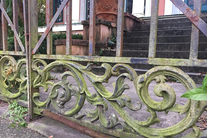 45-Minute Garden District Highlights Tour in New Orleans - What Libby and James add to the walk