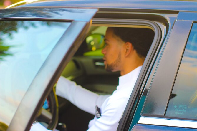 Boss Nola : Luxury Private Airport Transfer - How the ride compares with a taxi or public transit