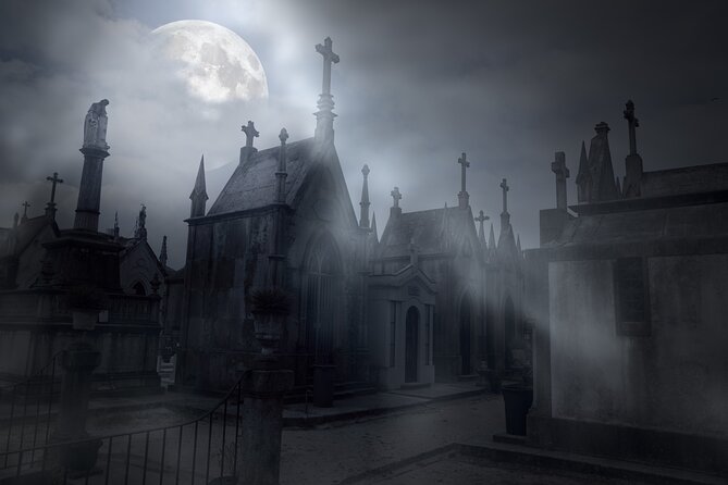 Cemetery and Ghost BYOB Bus Tour in New Orleans - Other cemeteries and the question of Marie Laveau