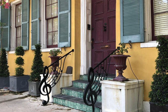 Creole Architecture of the Marigny Tour - Walking Esplanade Avenue and its 19th-century mansions