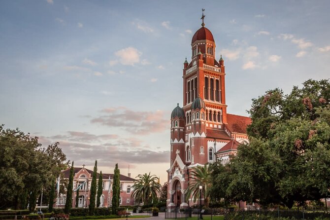 Downtown Lafayette Cajun History & Folklore Walking Tour - A 15-minute pause at Carpe Diem Cafe