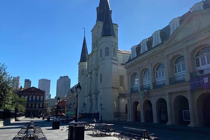 French Quarter Guided Walking Tour - Ghost stories and paranormal equipment