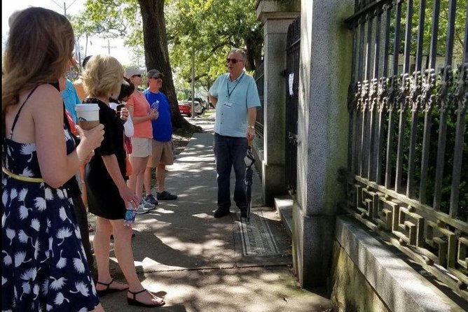 French Quarter History and Landmark Waking Tour - The guides make the difference