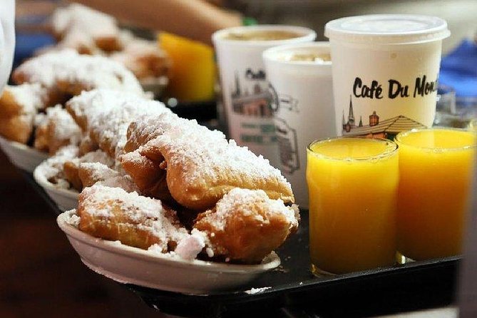 French Quarter History Tour with Cafe Du Monde - Walking the French Quarter one street at a time