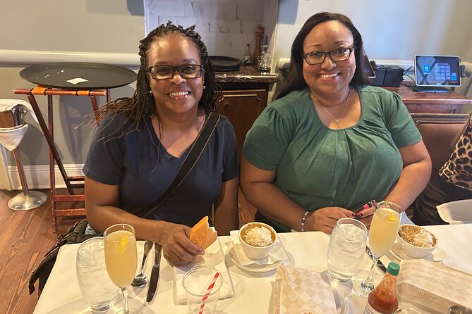 French Quarter Small-Group Cocktail and Foodie Crawl - Who should book this French Quarter food tour?
