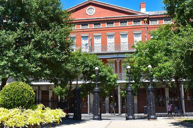 French Quarter Walking Tour With Comp 1850 House Museum Admission - The guides are the heart of the experience