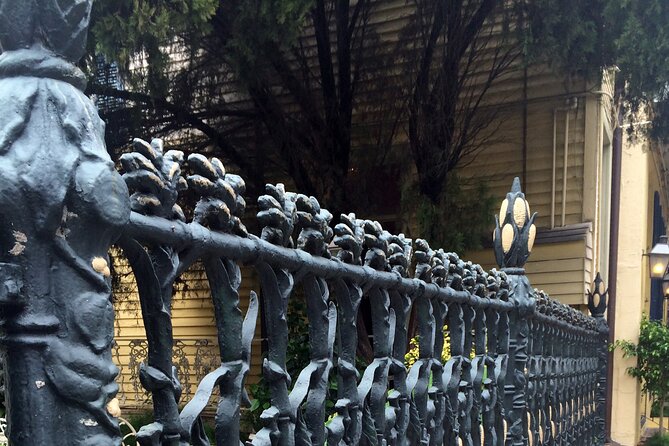 French Quarter Walking Tour With Comp 1850 House Museum Admission - What the $30 really buys you