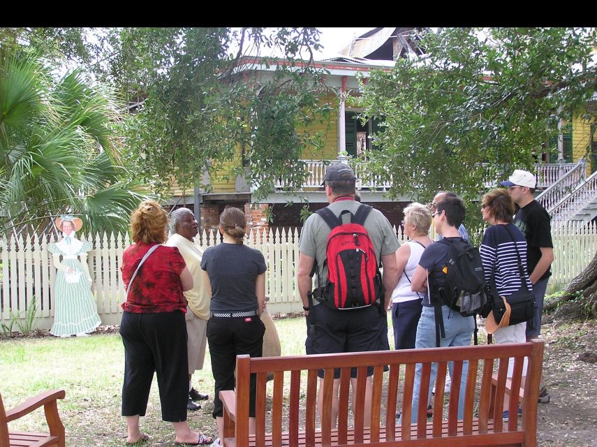 From New Orleans: Whitney and Laura Guided Plantation Tour - What the small-group van adds