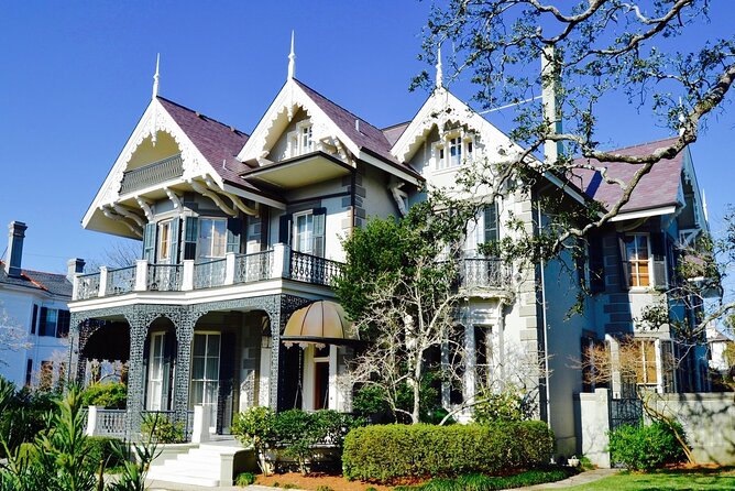 Garden District and Gates of Lafayette Cemetery Walking Tour - Timing, Weather, and What to Bring