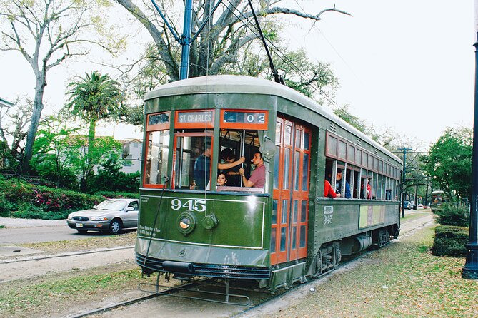 Garden District and Gates of Lafayette Cemetery Walking Tour - Who Will Get the Most From This Tour