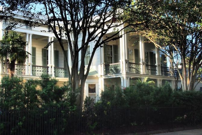 Garden District Home and History Walking Tour - The practical reality of the sidewalks and weather