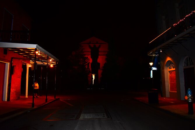 Ghost Stories and True Crime Walking Tour of the French Quarter - The guides make the difference