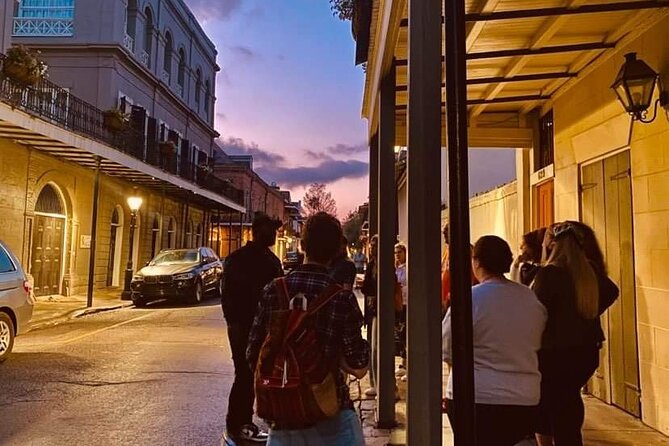 Ghost Tour and Haunted Pub Crawl Party with Free Shot - The storytelling is the real main event