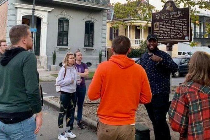 Ghost Tour and Haunted Pub Crawl Party with Free Shot - Meeting at BMC Balcony Music Club