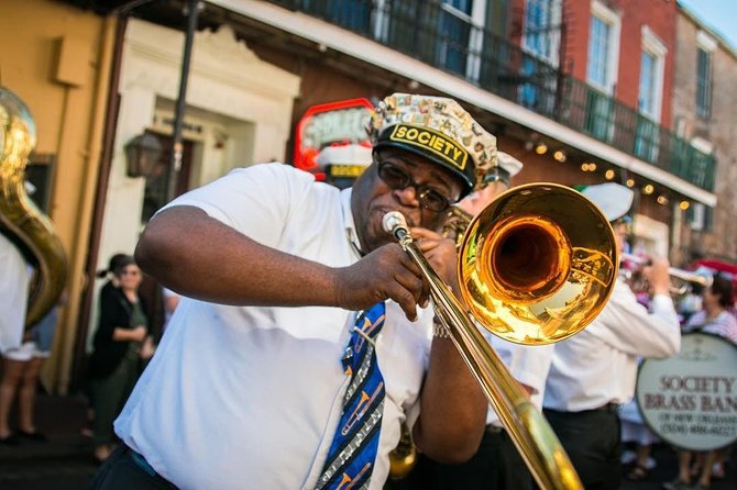 Highlights of New Orleans Private Driving Tour - Luxury transport and what the price means