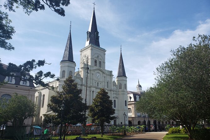 Louisiana of the Creoles: Visit to the French Quarter (French) - Timing, group size, and practical planning