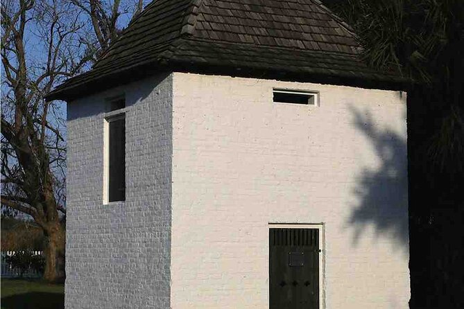N’awlins Luxury: Whitney Plantation Tour with Transportation - What can change on the day