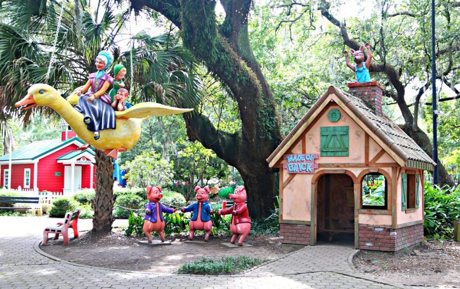 New Orleans: 2-Hour 15-Minute City and Cemetery Tour by Bus - Is $45 a fair price?