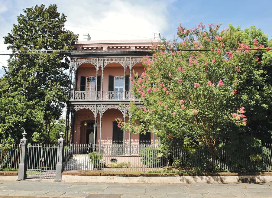 New Orleans: 2-Hour Homes of the Rich & Famous Walking Tour - Following New Orleans onto the screen