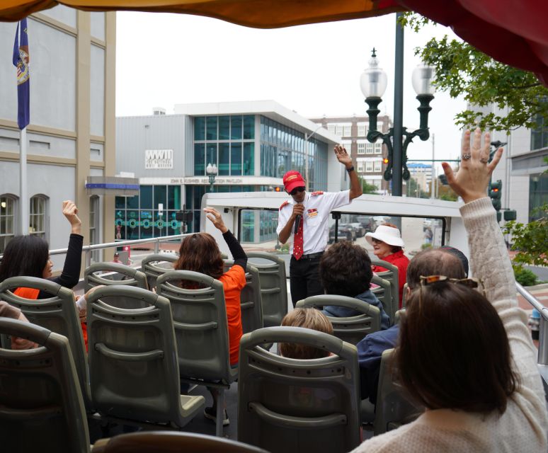 New Orleans: 2 or 3 Day Hop-On Hop-Off Bus with Walking Tour - Canal Street and the Central Business District