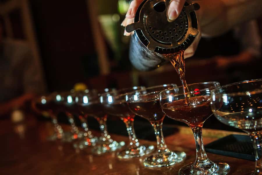 New Orleans: Afternoon Cocktail Walking Tour with Drinks - Three cocktails, four stops, and the value of $68