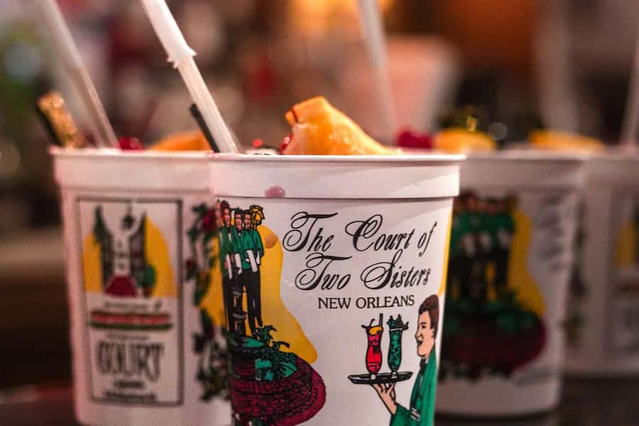 New Orleans: Afternoon Cocktail Walking Tour with Drinks - What the walking conditions are really like