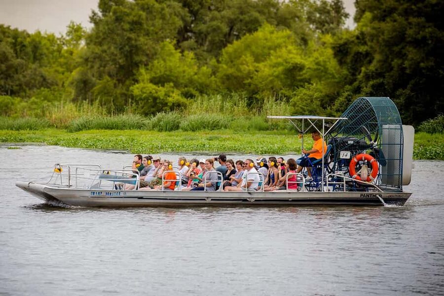 New Orleans: Airboat Swamp Adventure with Transportation - Practical clothing and packing advice