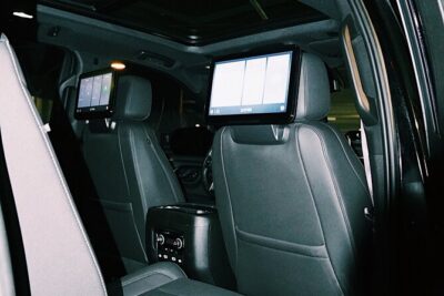 New Orleans Arrival Chauffeur Driven Transport by Executive SUV