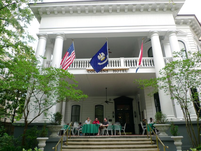 New Orleans: City & Cemetery Tour by Air-Conditioned Minibus - Who should book this New Orleans tour?