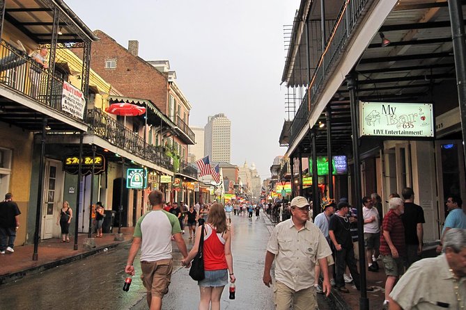 New Orleans City Tour: French Quarter, Garden District & Cemetery - Inside St. Louis Cemetery No. 3