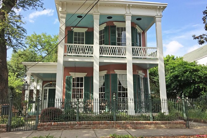 New Orleans City Tour: French Quarter, Garden District & Cemetery - City Park, live oaks, and Spanish moss