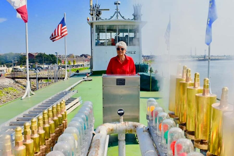 New Orleans: City Tour & Steamboat Daytime Jazz Cruise Combo - City Park offers a change of pace under old live oaks
