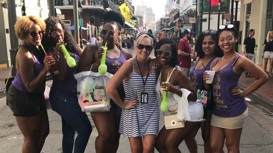 New Orleans Cocktails, History, Voodoo & Paranormal Tour - A cocktail tour where you pay as you go