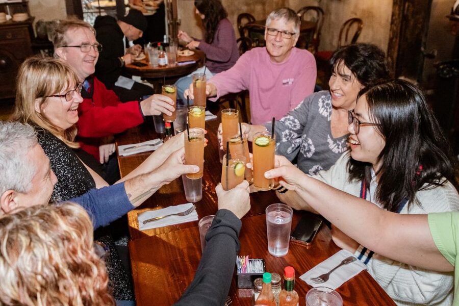 New Orleans: Combo Cocktail and Food History Tour - What you actually eat and drink