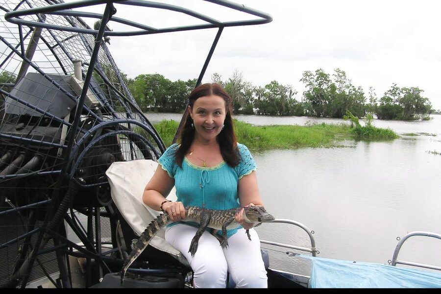 New Orleans: Destrehan Plantation & Airboat Combo Tour - Who should book this tour?