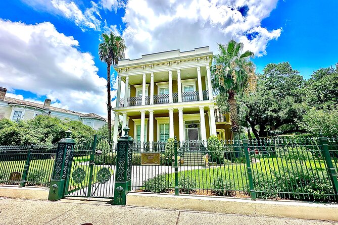 New Orleans Driving Tour with Bayou St. John, City Park, Treme - St. Louis Cemetery No. 3 and the city’s tomb traditions