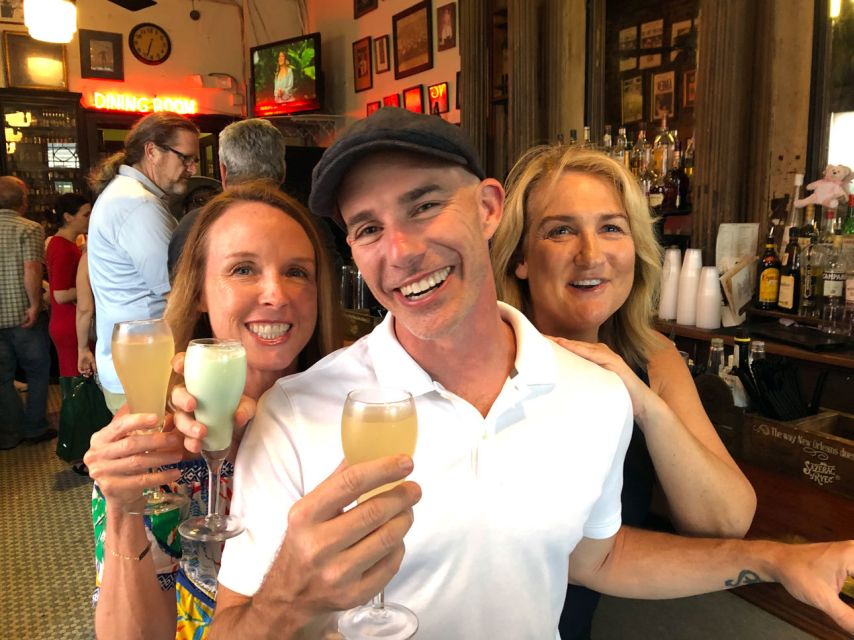 New Orleans: Early Evening Cocktail History Tour - Stop two: the Sazerac or Brandy Crusta