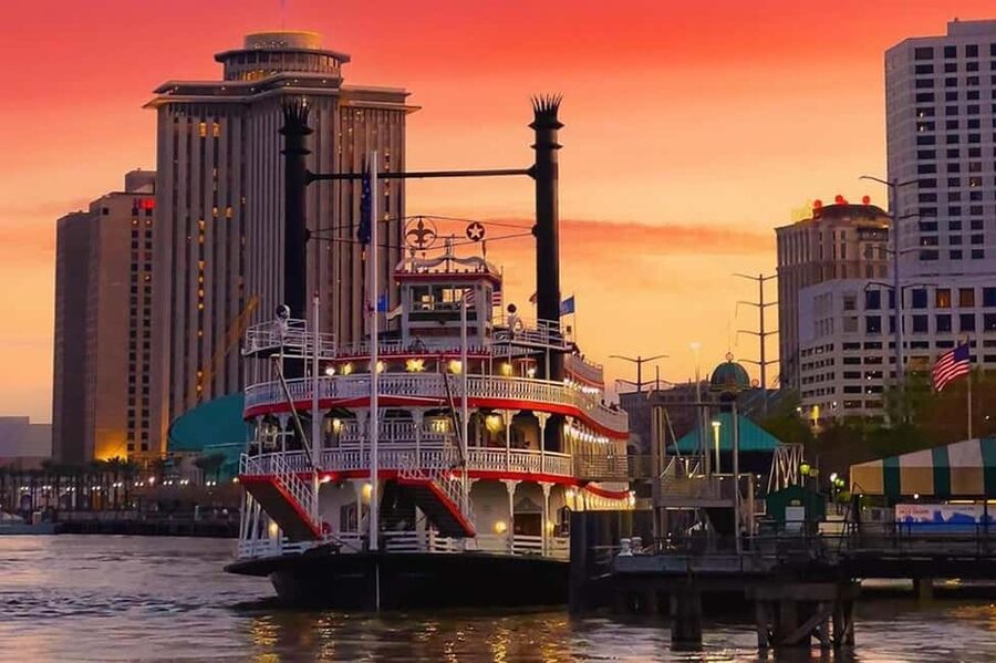 New Orleans: Evening Steamboat Jazz Cruise + Optional Dinner - Dukes of Dixieland Set the Tone