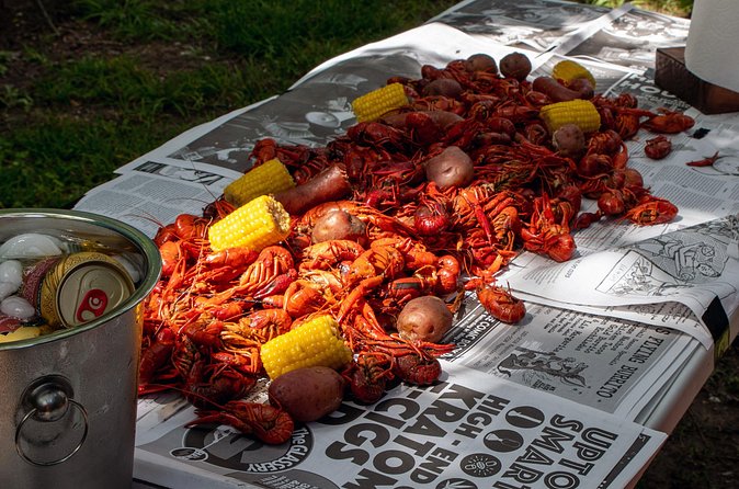 New Orleans Food Tour: Discover the Roots of Creole Cuisine - Managing the food, heat, and pace