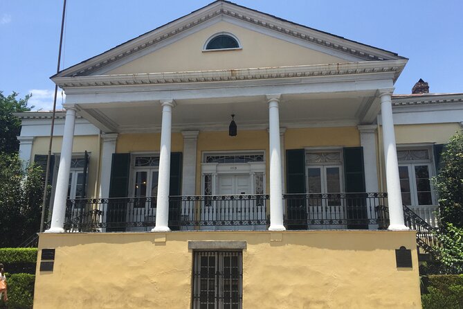 New Orleans French Quarter Architecture Walking Tour - Chartres Street: follow the city across several eras