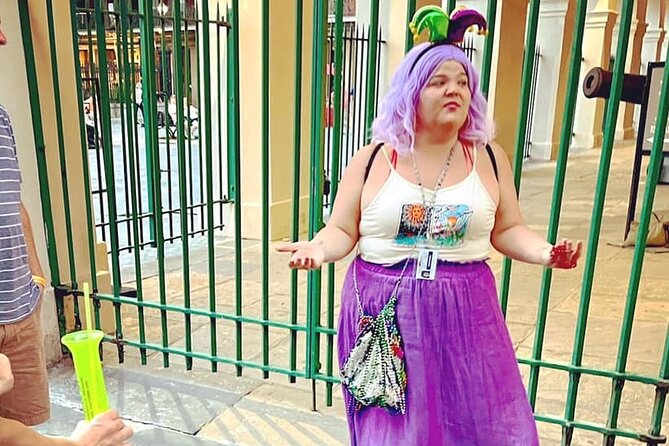 New Orleans French Quarter Dark History, Haunts, and Laughs Tour - Why the small group matters