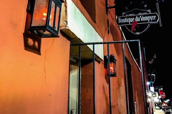 New Orleans French Quarter Dark History, Haunts, and Laughs Tour - What the $35 price really buys you