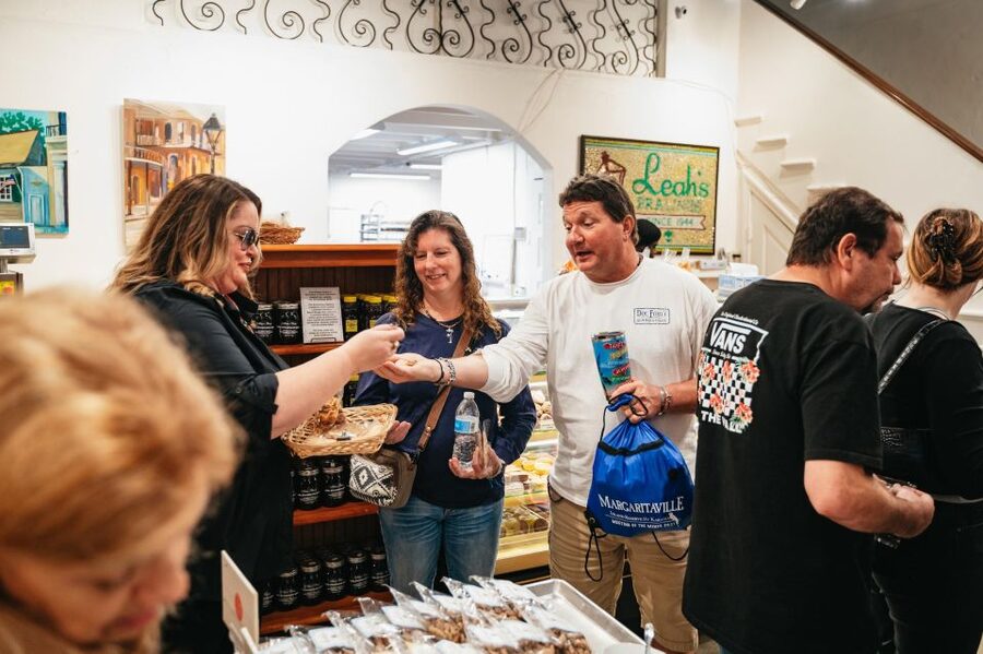 New Orleans: French Quarter Food History Walking Tour - What vegetarians can expect