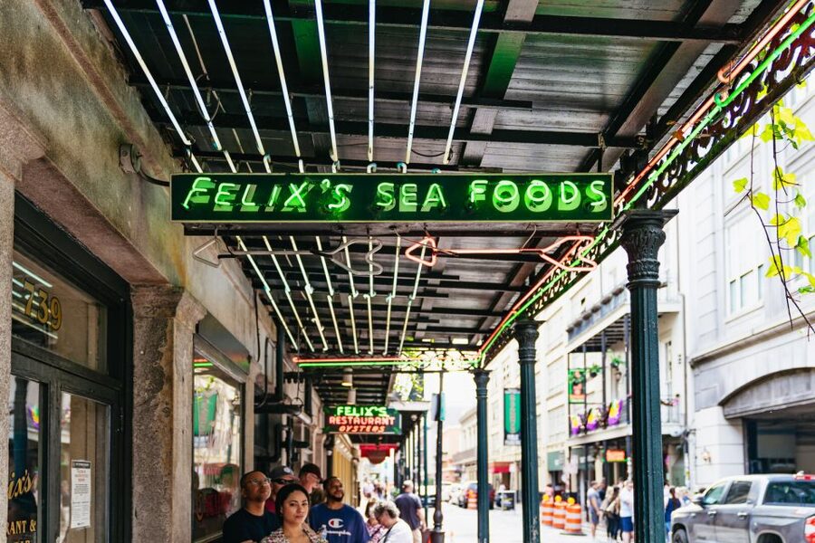New Orleans: French Quarter Food Tour with Tastings - Walking, weather, and comfort