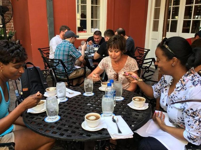 New Orleans: French Quarter Food Walking Tour - Guide quality can shape the whole afternoon
