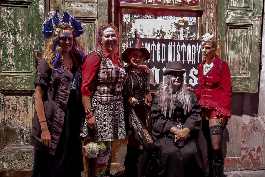 New Orleans: French Quarter Ghost and Legends Walking Tour - Walking through the French Quarter after dark