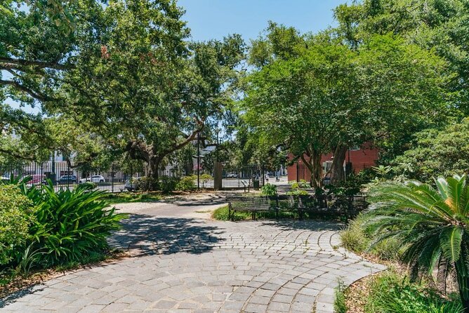 New Orleans French Quarter, Voodoo and Culture Walking Tour - Jackson Square and the city’s first settlements
