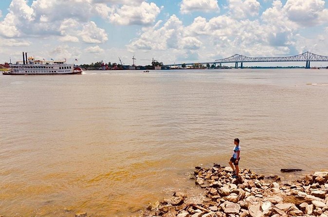 New Orleans French Quarter Walking and History Tour - St. Louis Cathedral and the 1788 fire