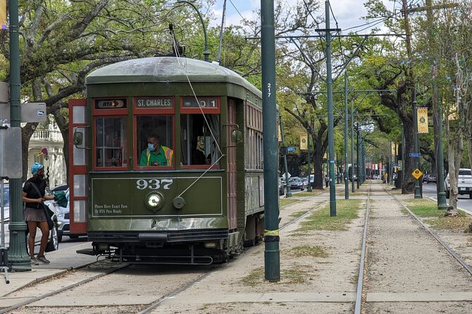New Orleans' Garden District 2 Hour Walking Tour (Small Group) - The Brevard-Clapp House and Anne Rice