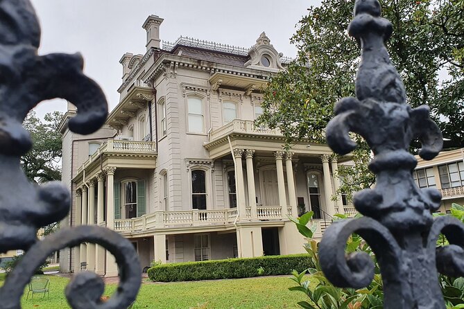 New Orleans Garden District and Cemetery Bike Tour - Weather and the real-world tradeoffs
